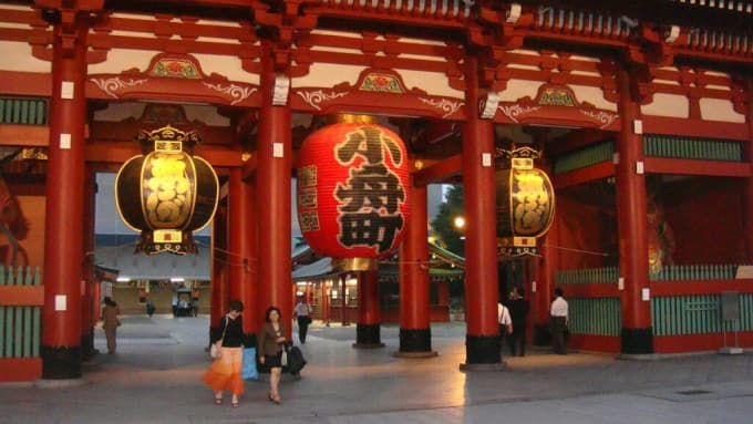 Tokyo Family Food Tour in Asakusa and Sensoji