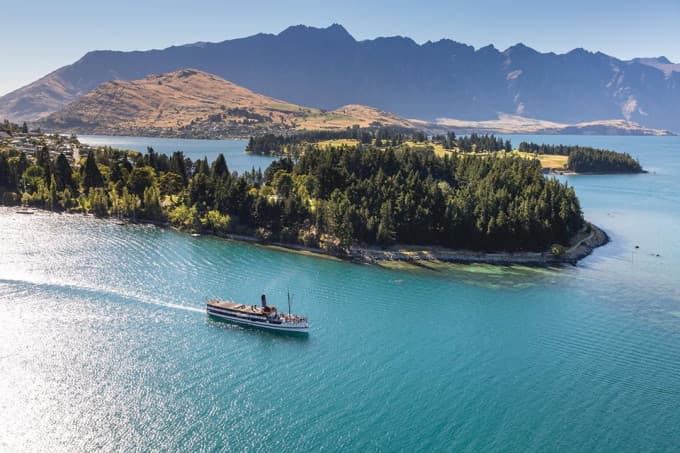 TSS Earnslaw Steamship Cruise – photo 4