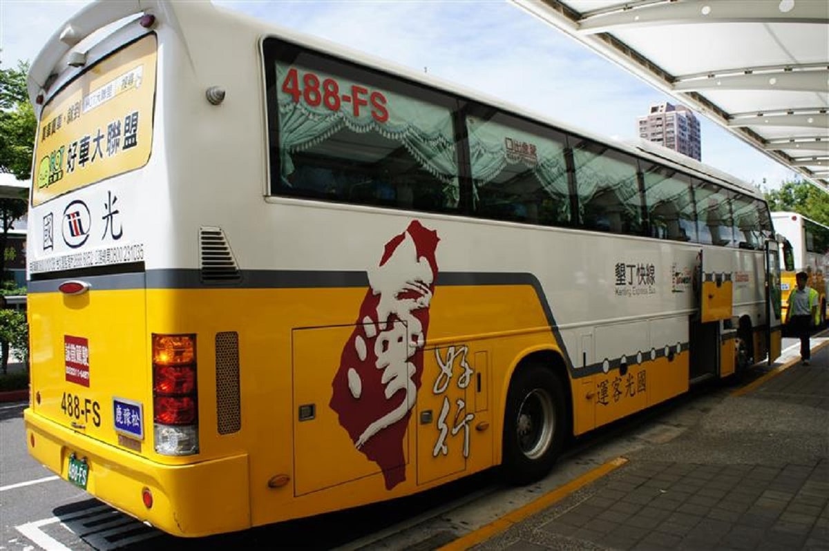 Kenting Express Bus Transfers from Kaohsiung to Kenting