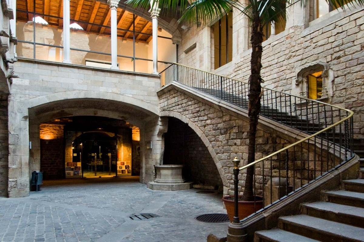 Picasso Museum: Skip The Line Ticket + Guided Tour