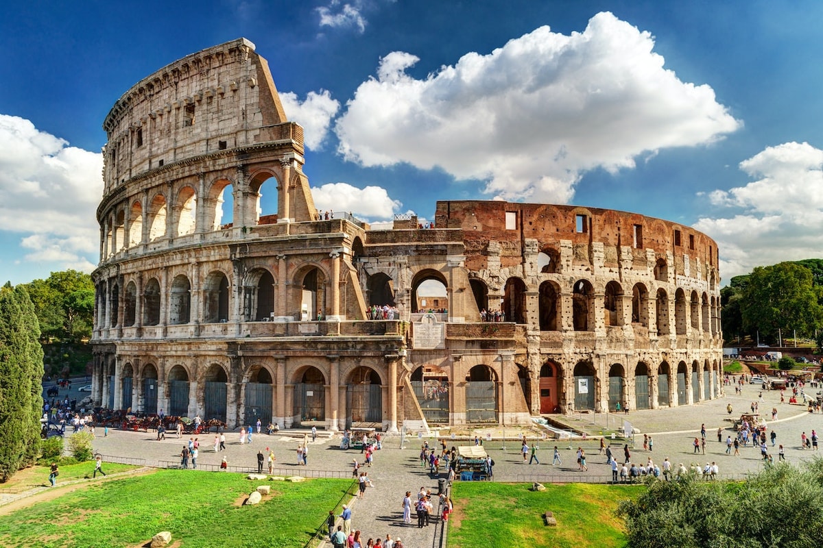 Roman Forum and Palatine Hill with Multimedia Video
