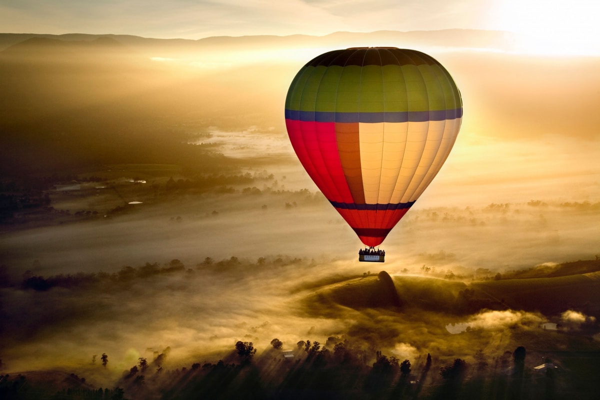 Sunrise Hot Air Balloon Flight over Yarra Valley with Photos