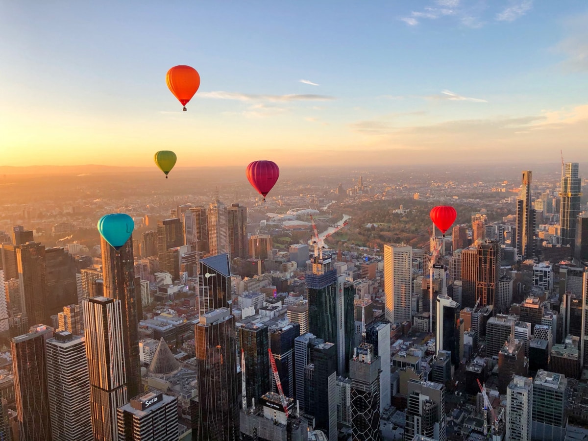 Sunrise Hot Air Balloon Flight over Melbourne with Photos