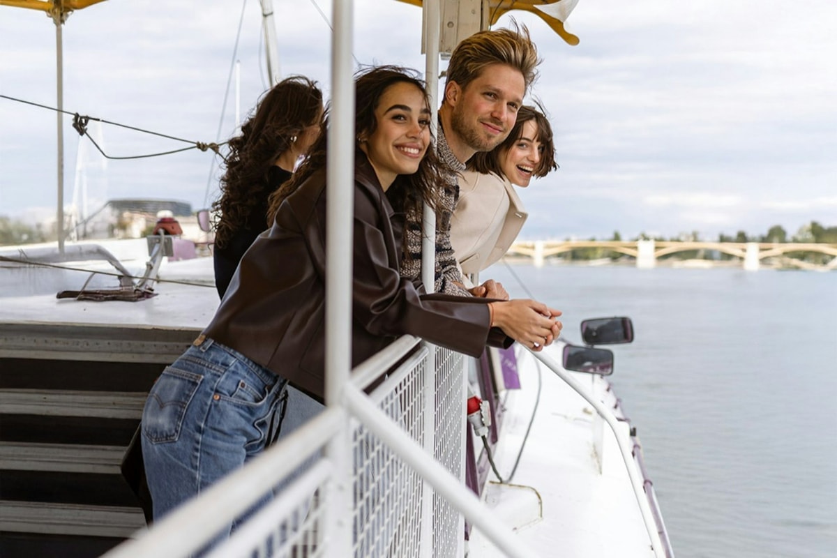Budapest: Sightseeing Cruise From Pest