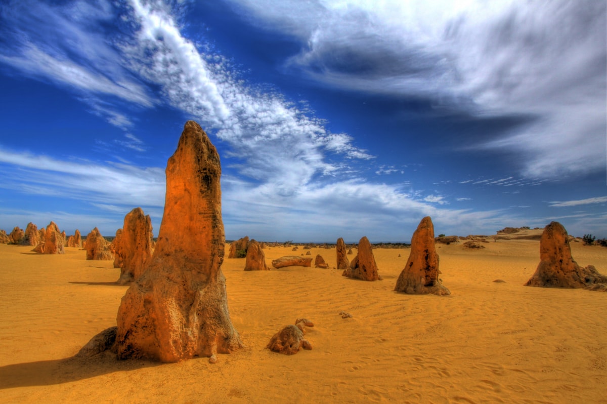 Pinnacles Desert Tour with 4WD Adventure from Perth