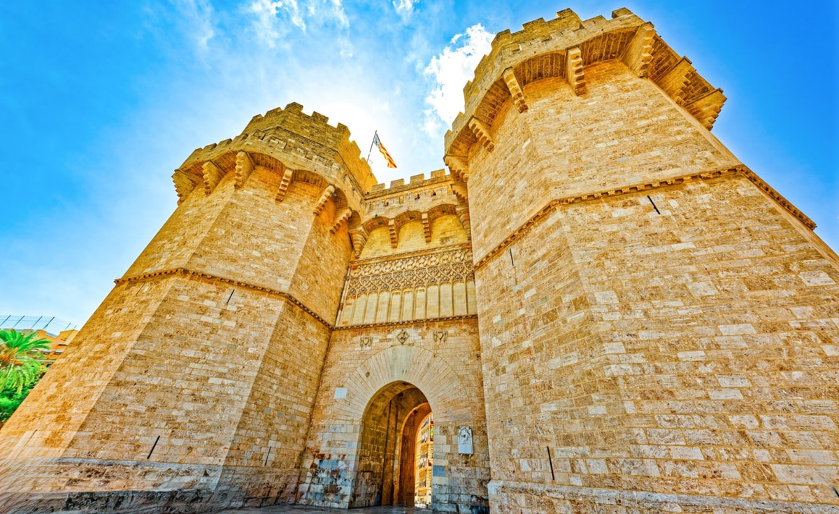 Serranos Towers Tour with English-Speaking Guide & Skip-the-Line Entry