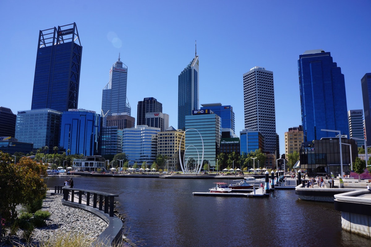 Elizabeth Quay and Perth City Walking Tour
