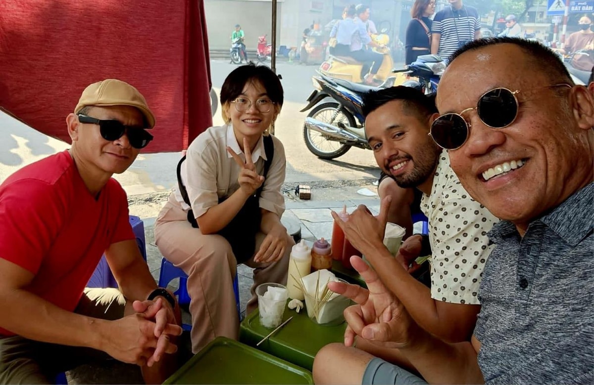 Hanoi Old Quarter Street Food Walking Tour