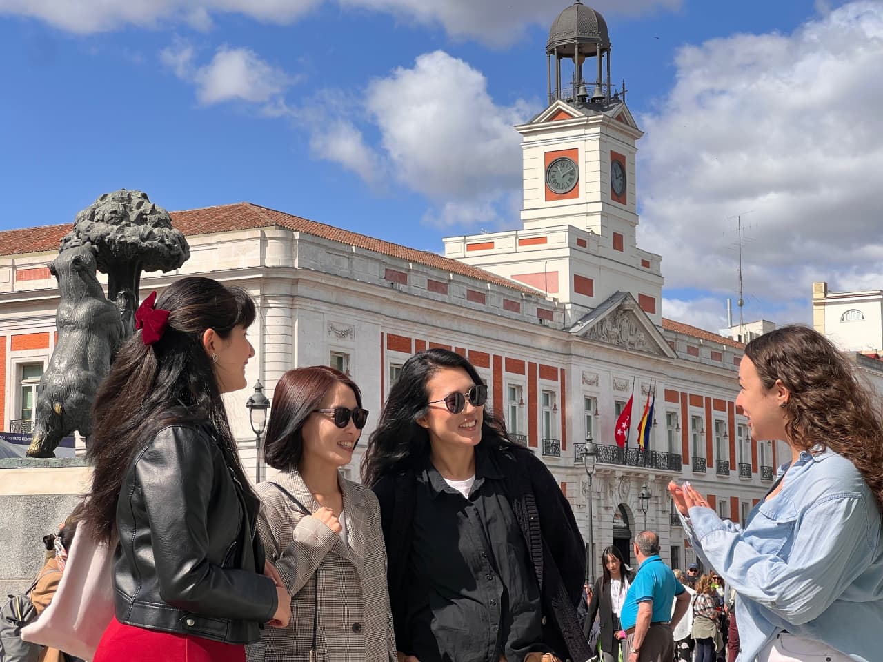 Madrid Old Town Walking Tour in English, Mandarin, Korean with Flamenco Show