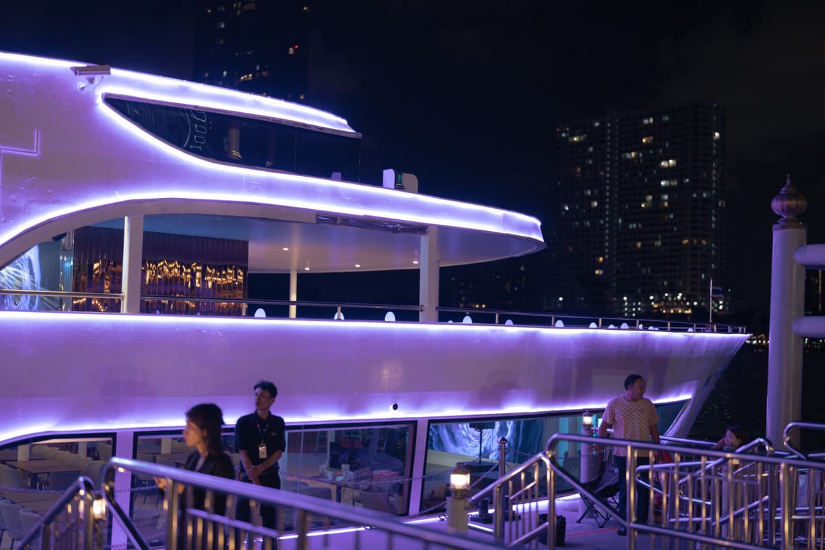 Chao Phraya River Dinner Cruise aboard The Planet Cruise
