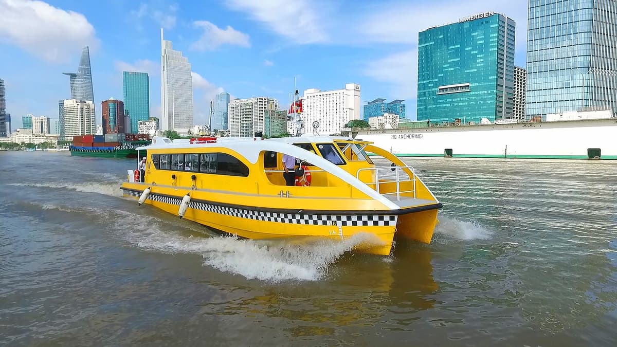 Ho Chi Minh Full-Day Tour: Independence Palace, War Remnants Museum, Water Bus Ride on Saigon River