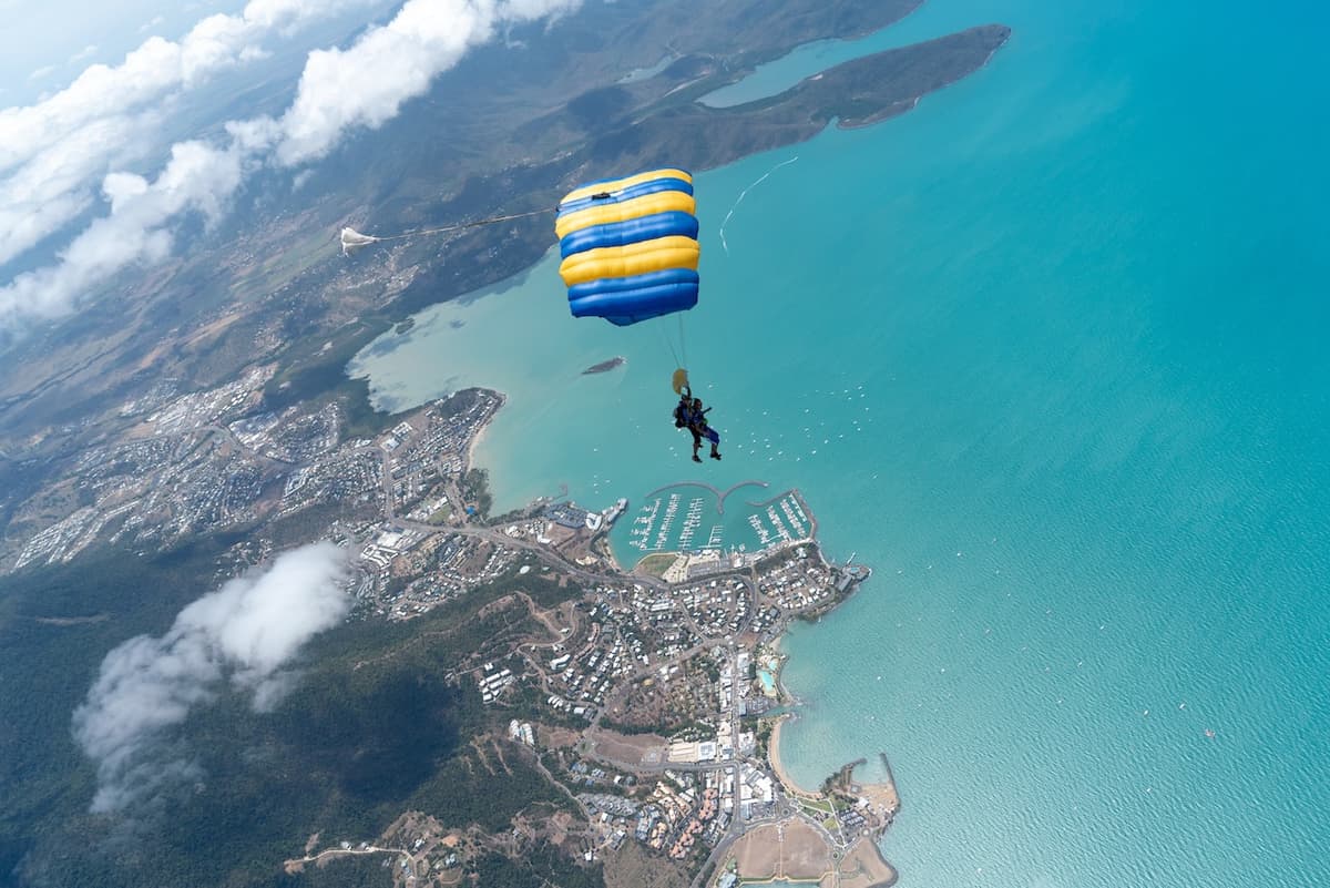 Tandem Skydiving Experience Airlie Beach