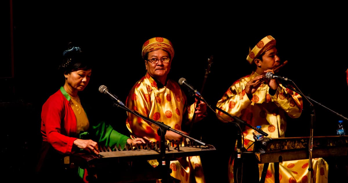Ho Chi Minh City Traditional Vietnamese Water Puppet Show with Dinner
