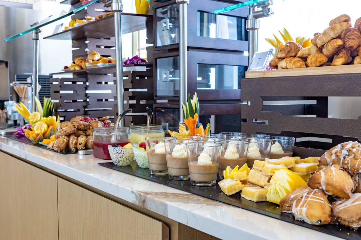 Plaza Premium Lounge - Orlando International Airport Terminal C