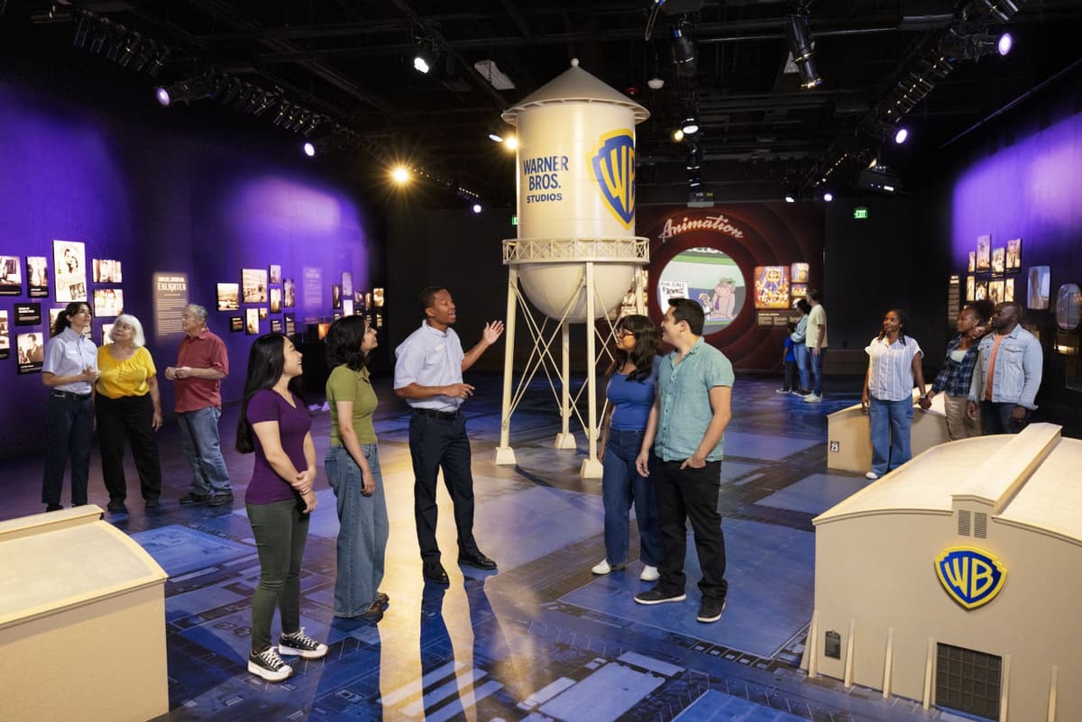 Warner Bros. Studio Tour Hollywood: Guided Tour