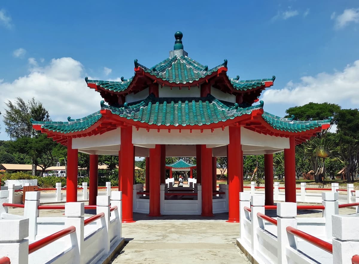 Singapore Island Cruise - St. John's Island, Lazarus Island, and Kusu Island by Ferry