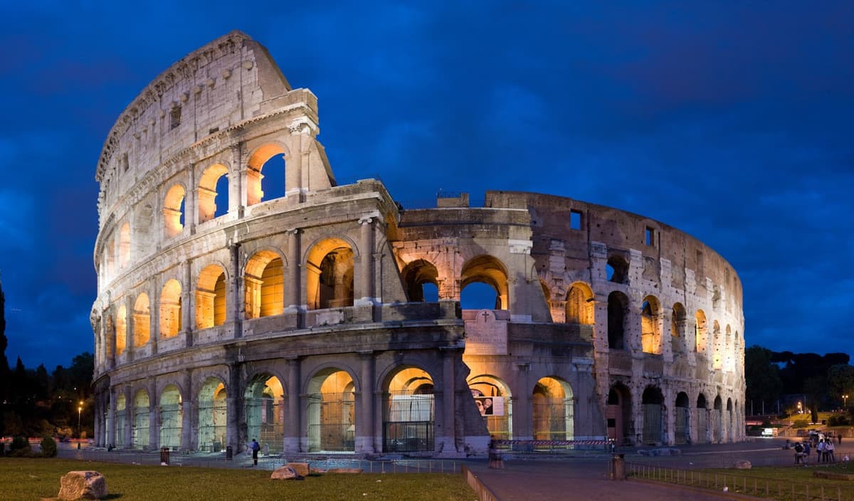 Roman Forum and Palatine Hill with Multimedia Video