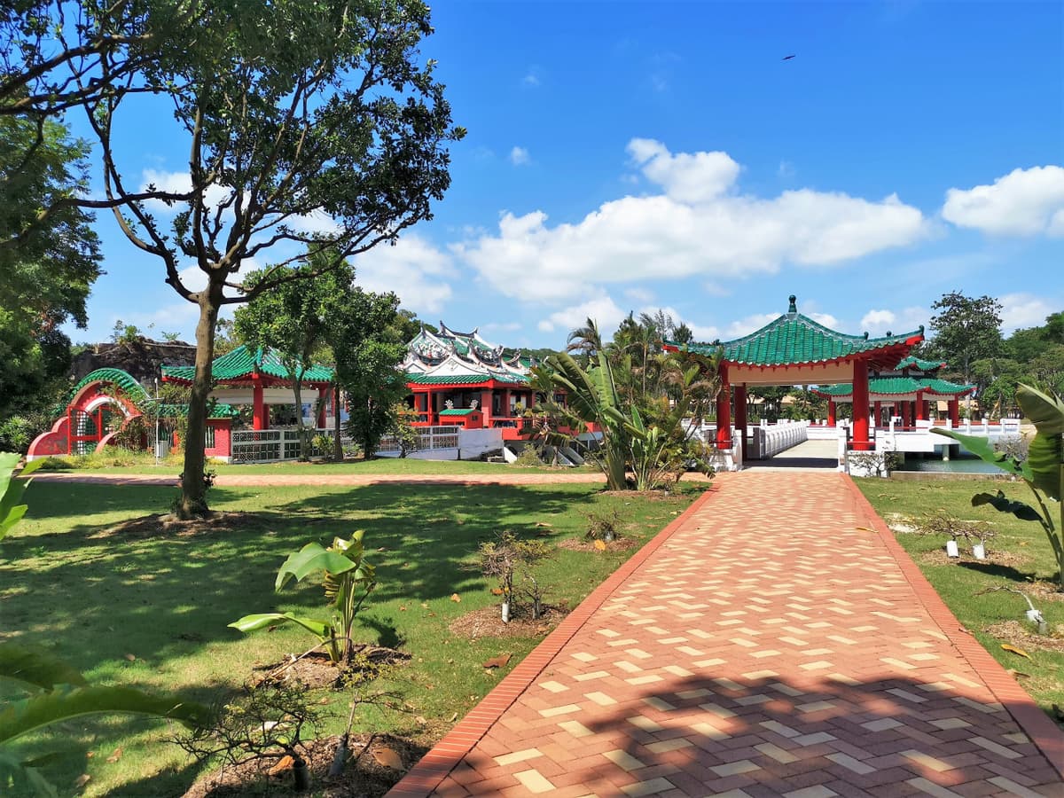 Singapore Island Cruise - St. John's Island, Lazarus Island, and Kusu Island by Ferry