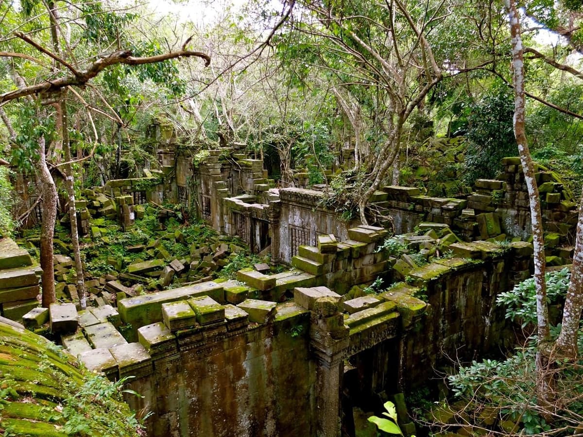 Discover Beng Mealea and Kampong Kleang Village