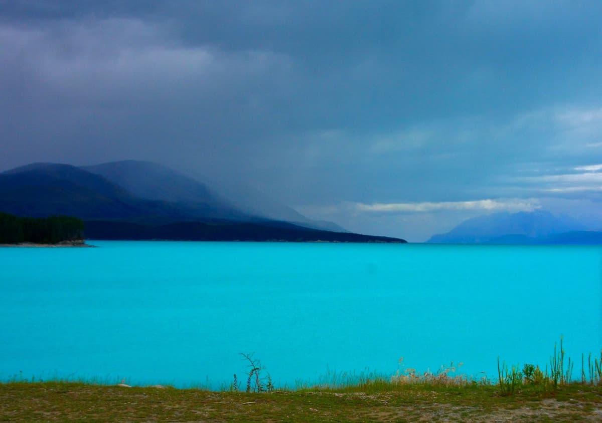 Mount Cook to Christchurch Scenic Coach Tour