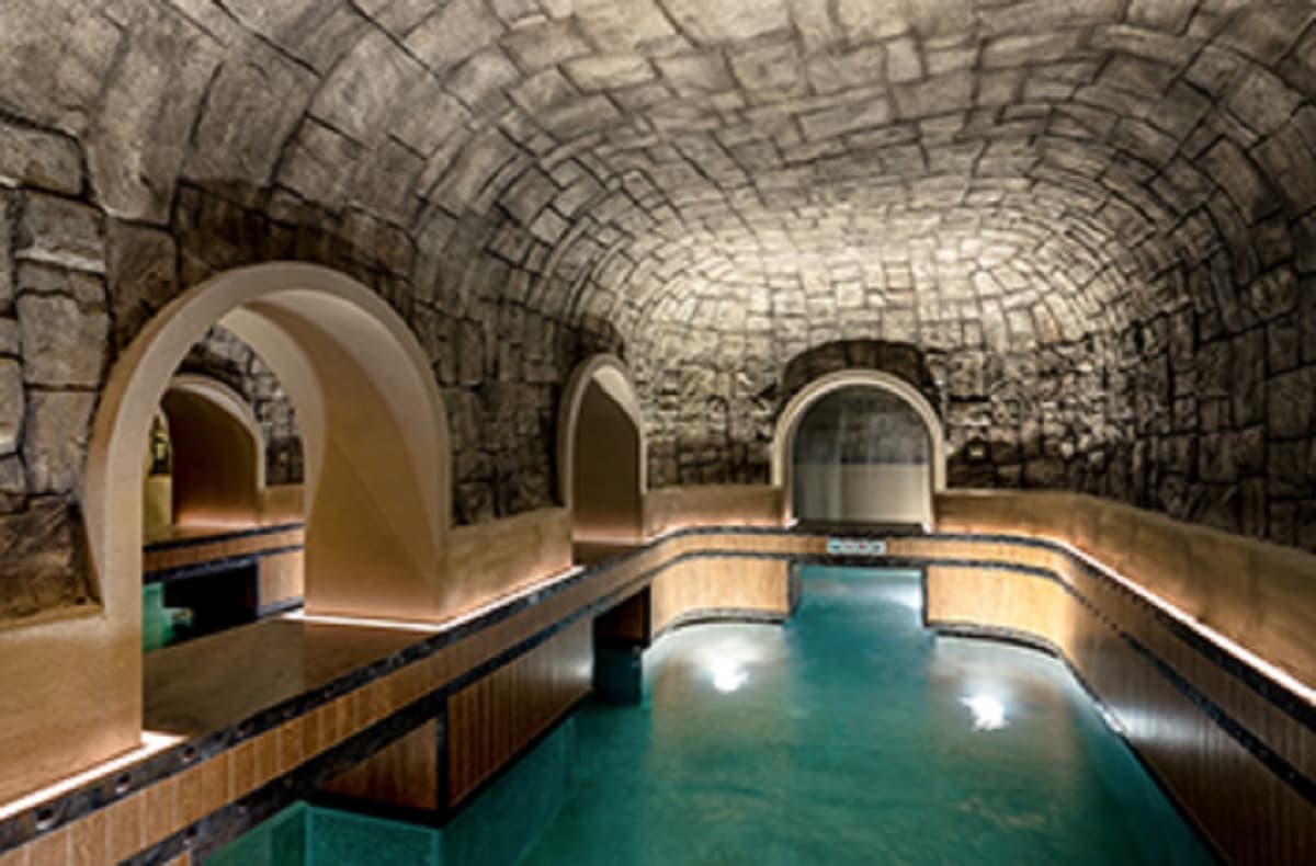 Paradise City Water Spa Cimer