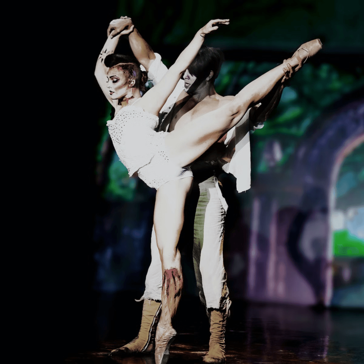 V Theatre Las Vegas - Zombie Burlesque Show