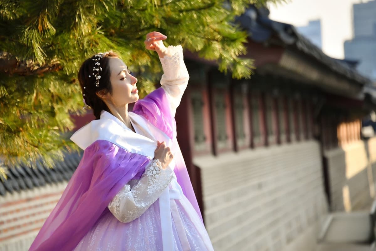 Hanbok Experience at Hanboknam Gyeongbokgung Store