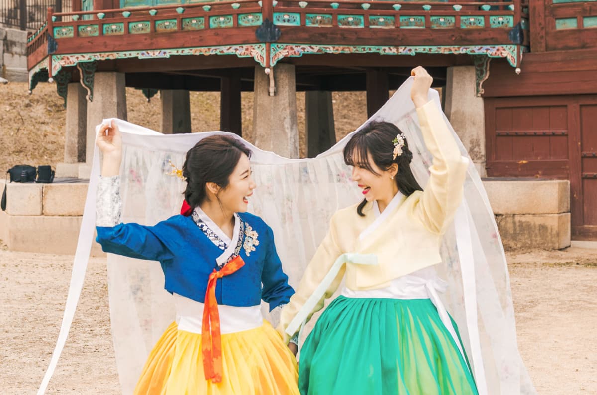 Hanbok Experience at Hanboknam Gyeongbokgung Store