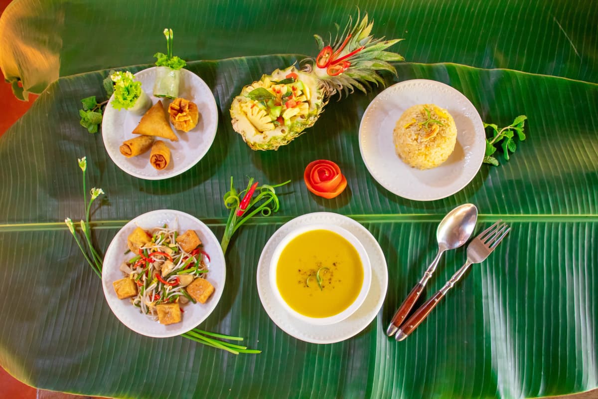 Apsara Theatre Show with Dinner