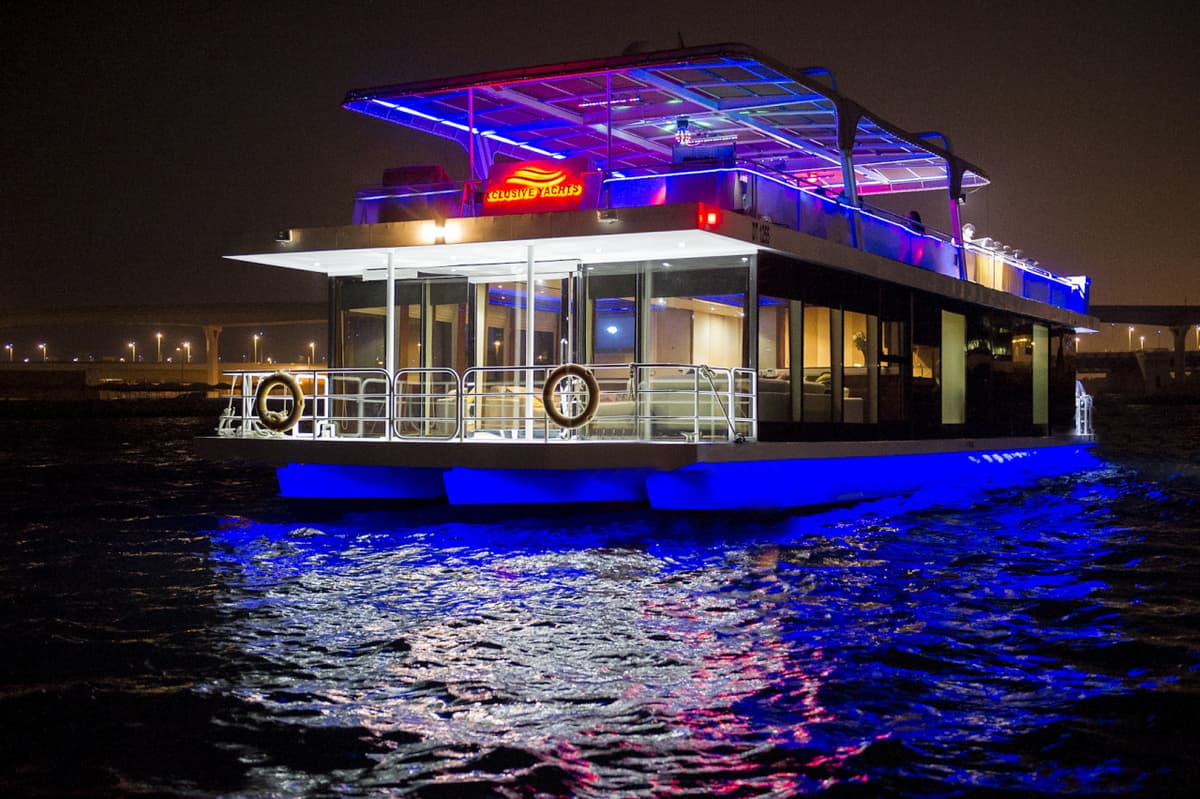 Dubai Marina Sunset or Dinner Cruise with Live Music