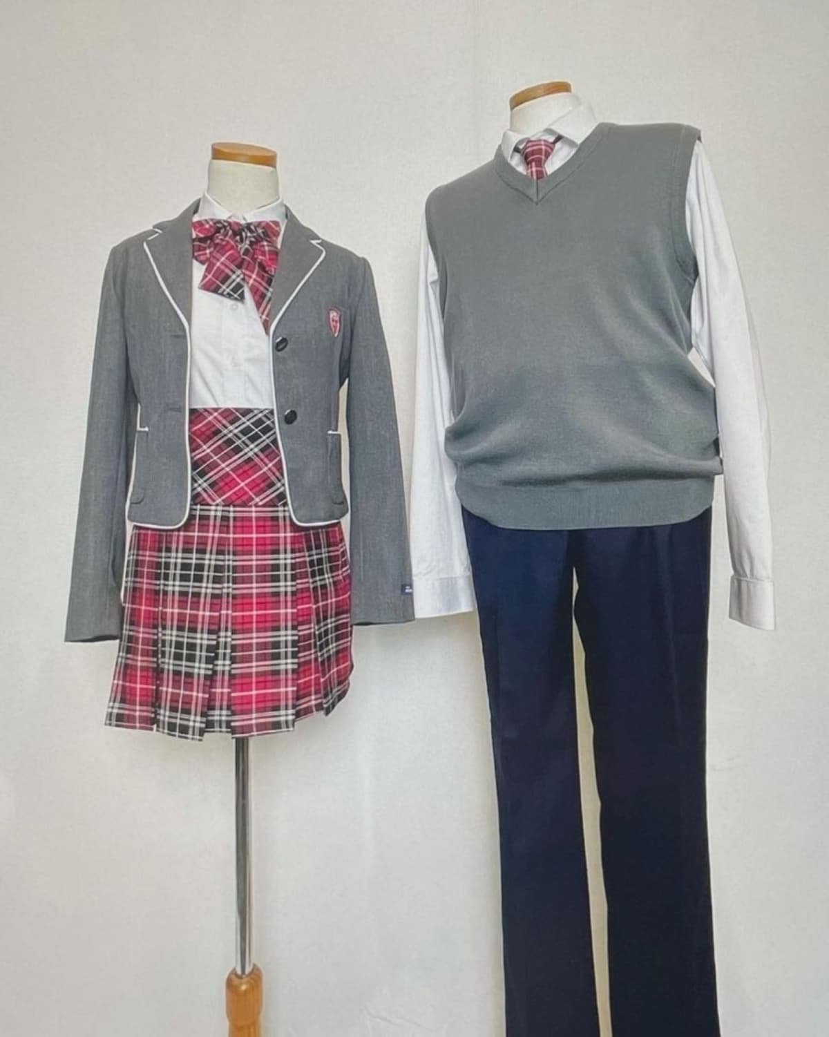 Korean School Uniform Rental near Lotte World
