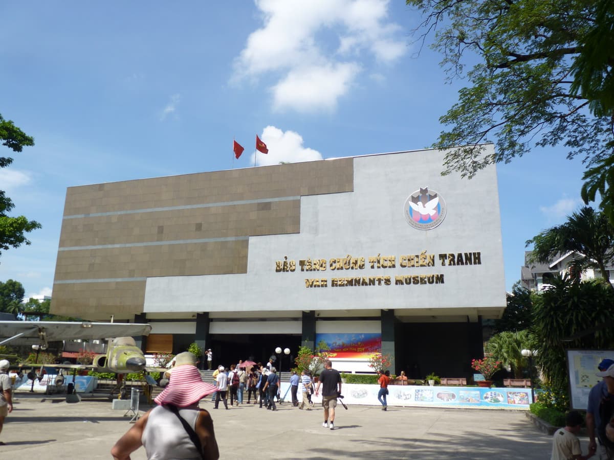 Ho Chi Minh City and Cu Chi Tunnels Full-Day Tour
