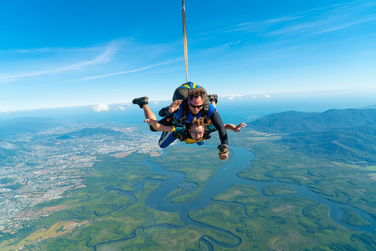Tandem Skydiving Experience Cairns