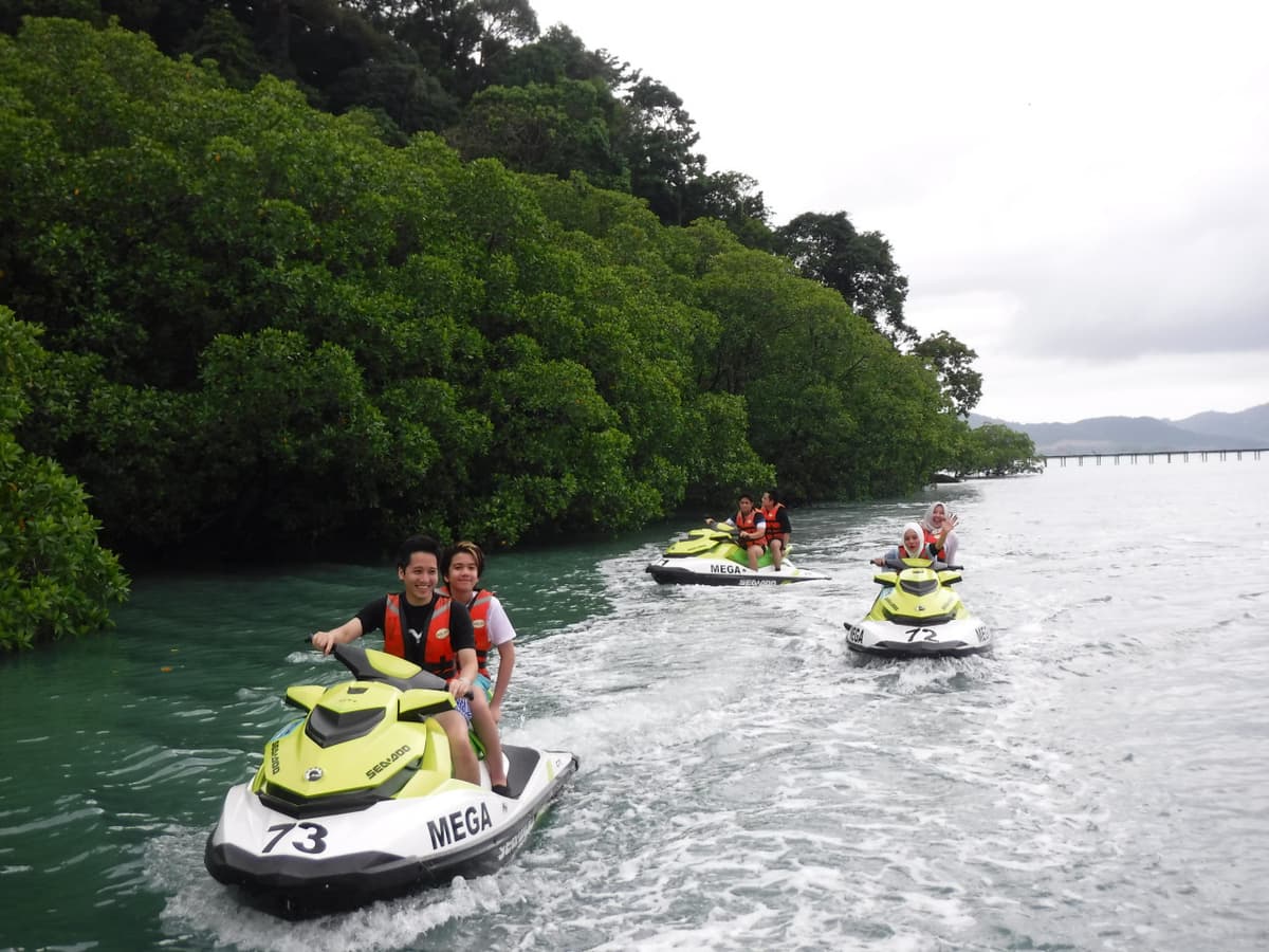 Langkawi Island Hopping Tour by Jet Ski with Mega Water Sports