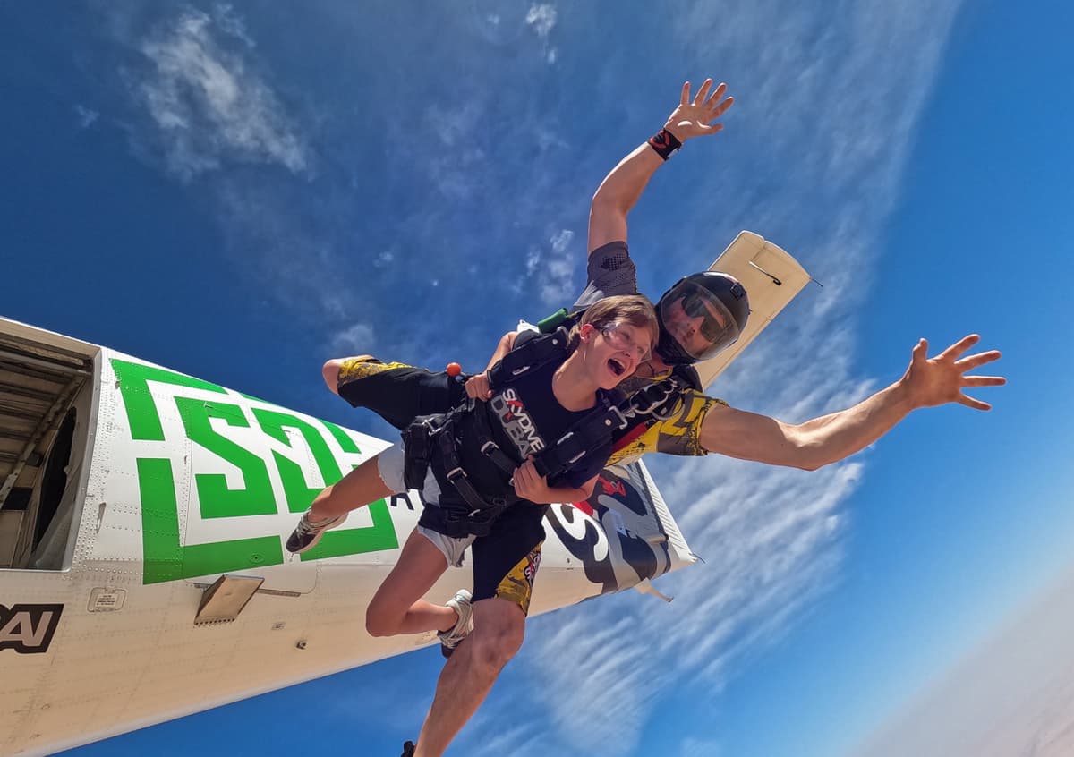Skydive Dubai Tandem Skydiving Experience