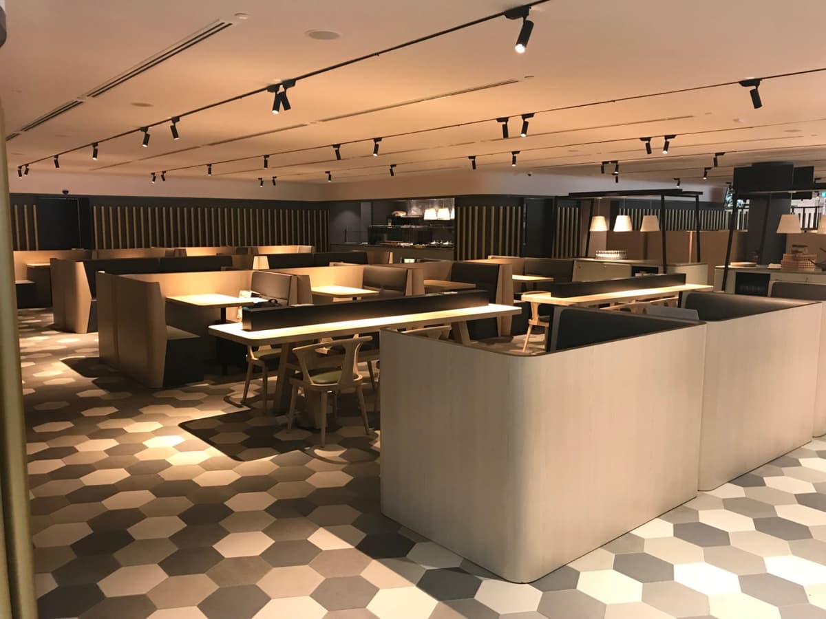 Blossom SATS & Plaza Premium Lounge - Singapore Changi Airport Terminal 4