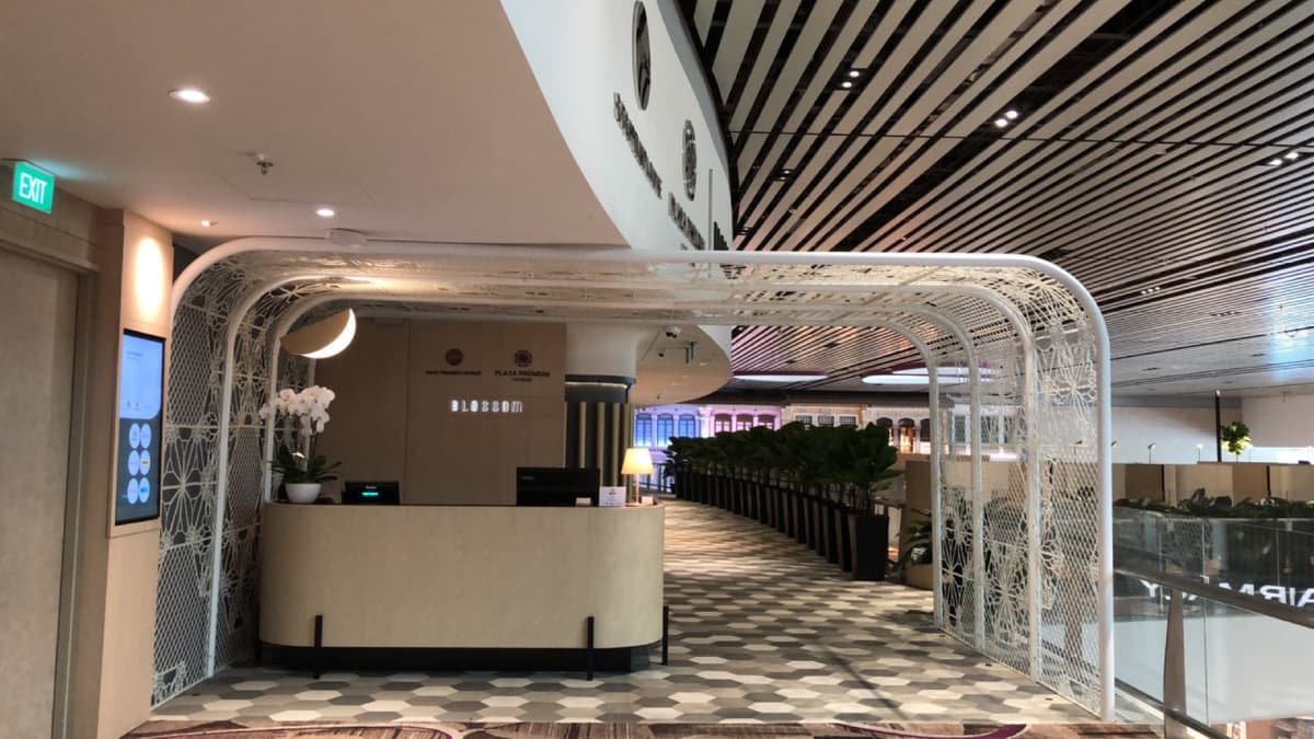 Blossom SATS & Plaza Premium Lounge - Singapore Changi Airport Terminal 4