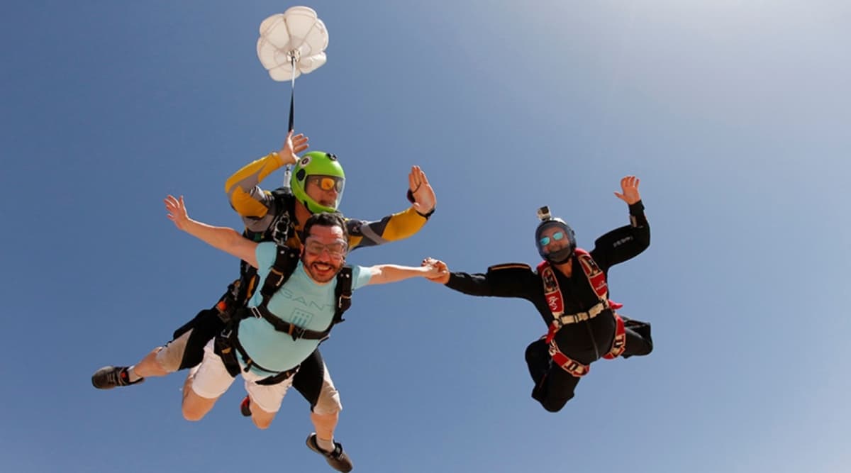 Skydive Dubai Tandem Skydiving Experience