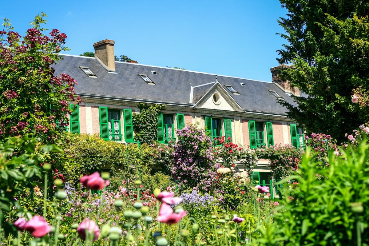 Giverny: Impressionist Day Trip from Paris with Audio Guide