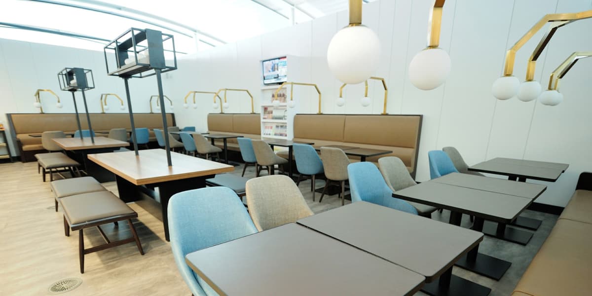 Plaza Premium Lounge - Toronto Pearson International Airport Terminal 1