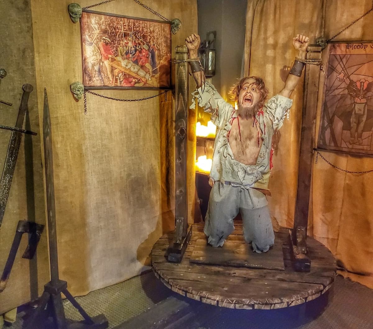 Medieval Torture Museum with Ghost Hunting Experience