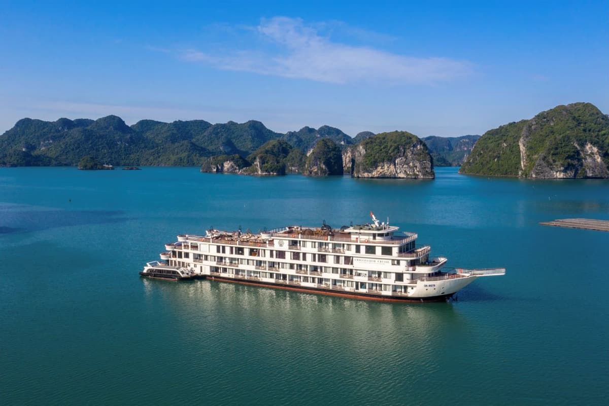 Halong Bay Premium Cruise aboard Ambassador Cruise