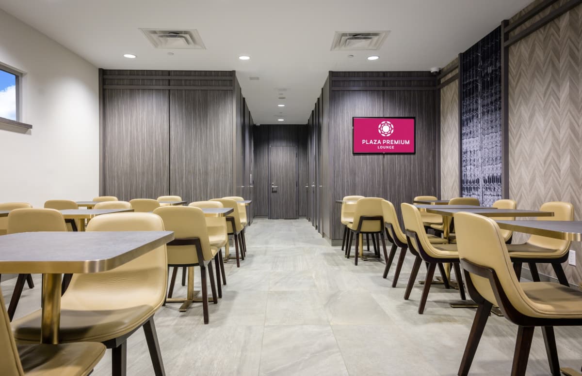 Plaza Premium Lounge - Toronto Pearson International Airport Terminal 1