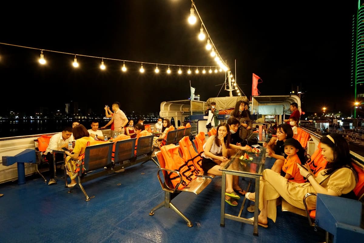 Han River Evening Cruise aboard My Xuan Cruise