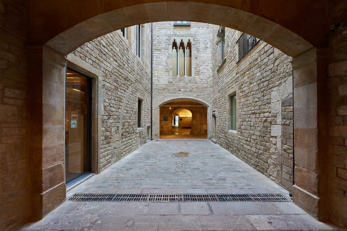 Picasso Museum: Skip The Line Ticket + Guided Tour