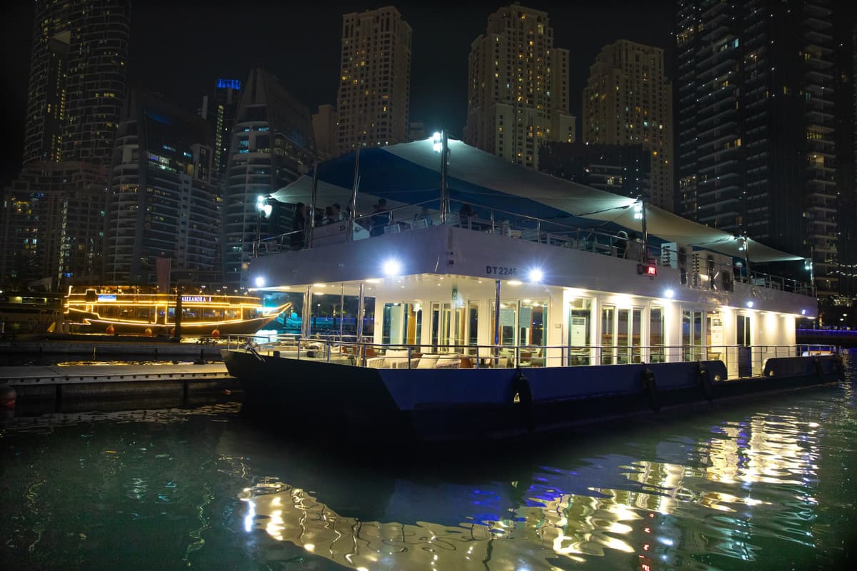 Alexandra Sea Lounge Dinner Cruise in Dubai Marina