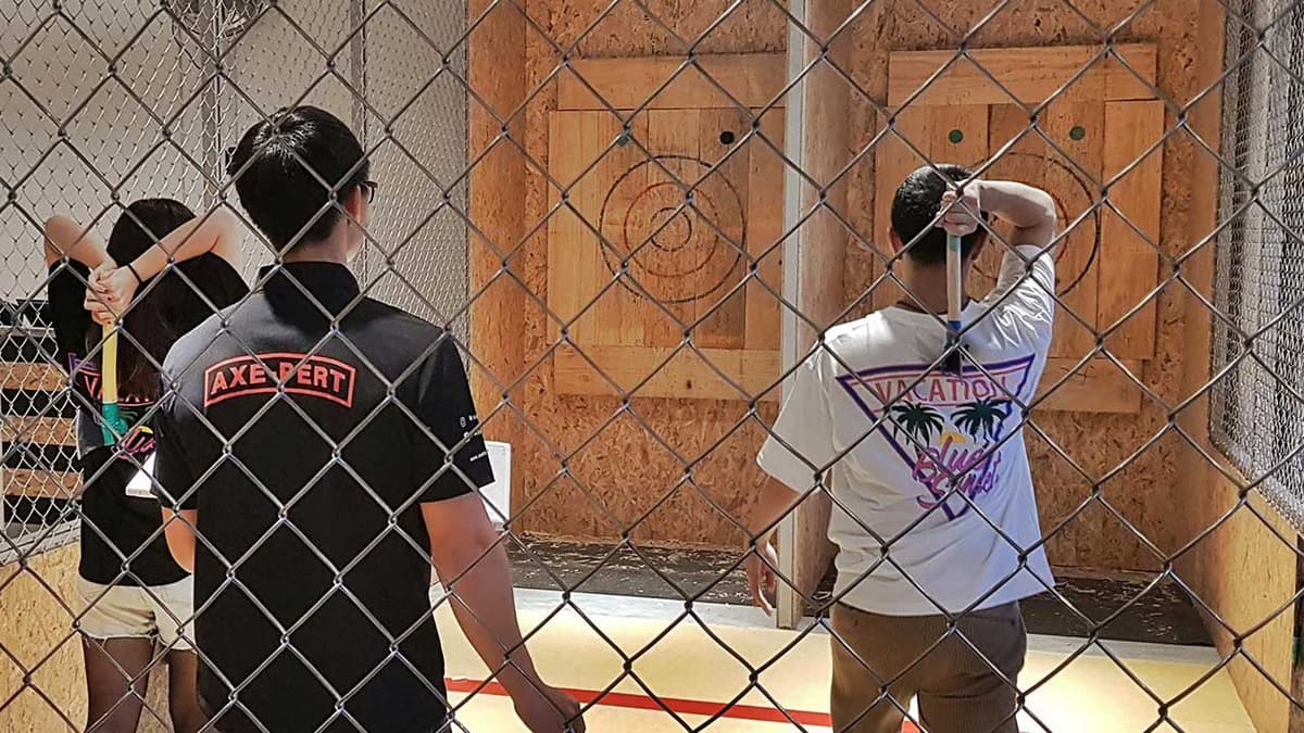 Axe Factor Sentosa: Axe Throwing Experience