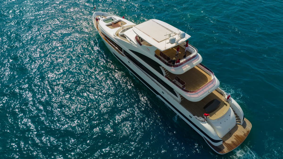 Dubai Marina Luxury Super Yacht Cruise