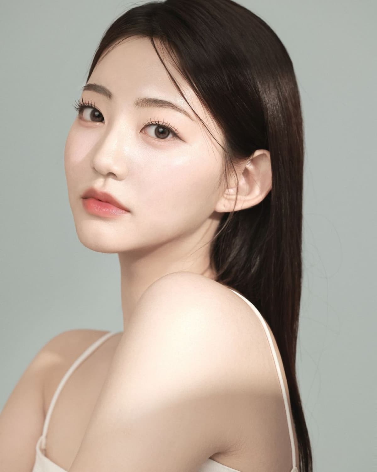 Korean Celebrity Salon Experience: Beauty Make-up and Hair Styling