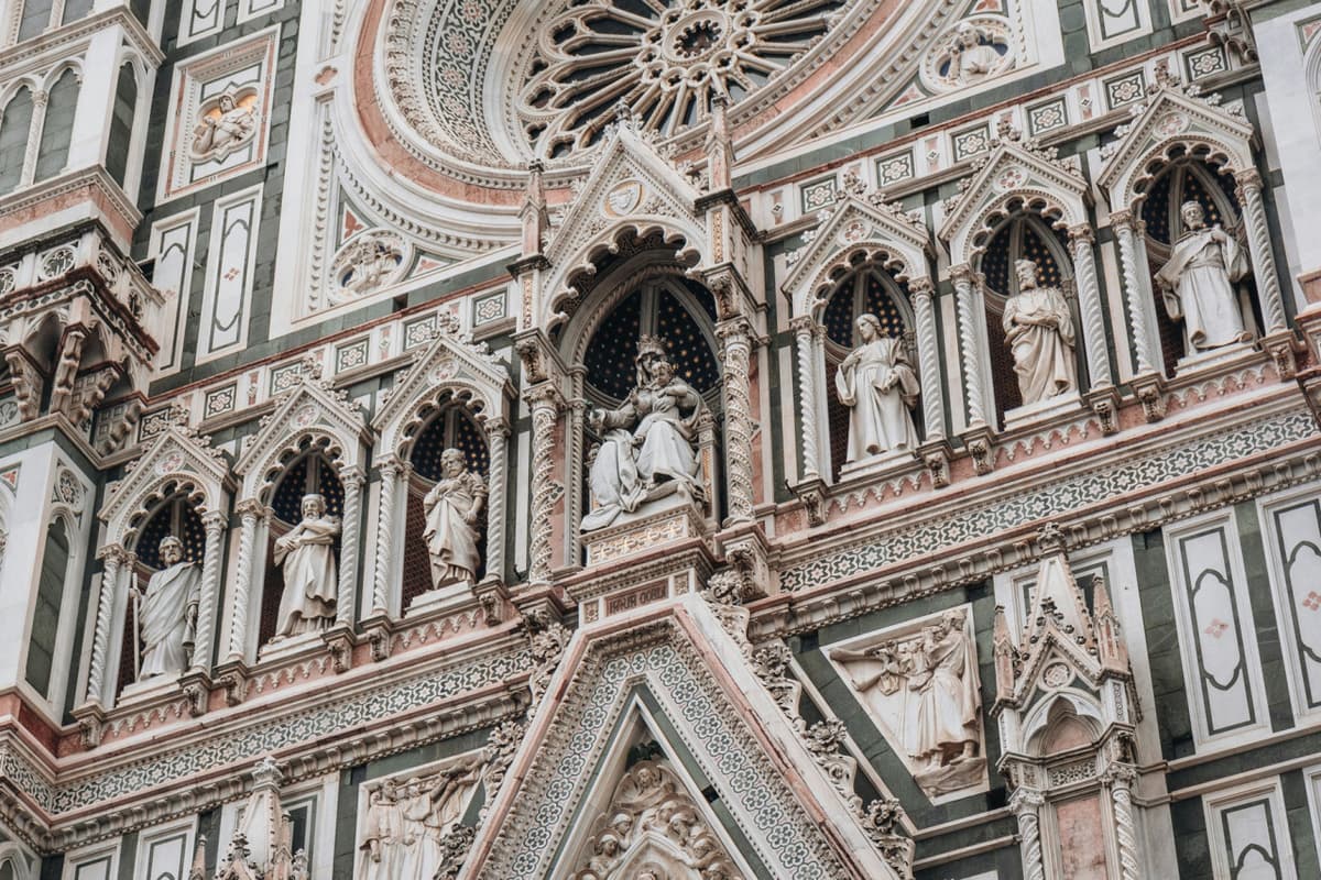 Duomo Cathedral Tour with English-Speaking Guide & Entry